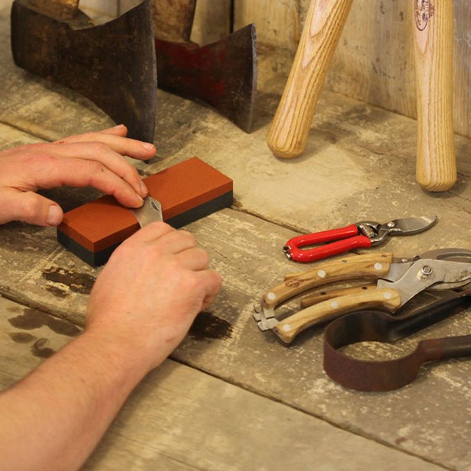 Sharpening stone